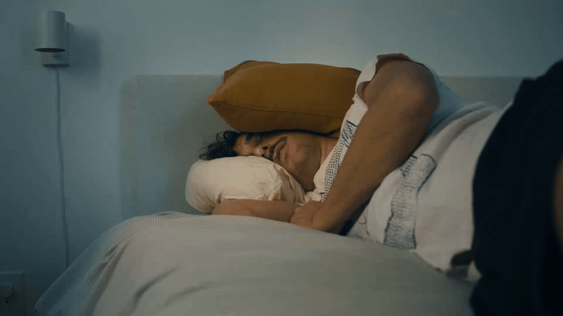 The Torment of a Neighbor’s Noise in “Beeps”